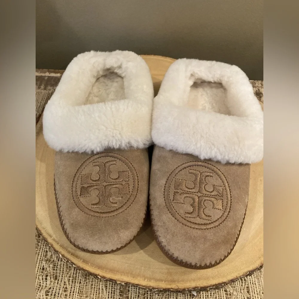 Tory Burch Coley Slipper 2‎ Royal Tan/ Natural Size W US 6 Fur lined New